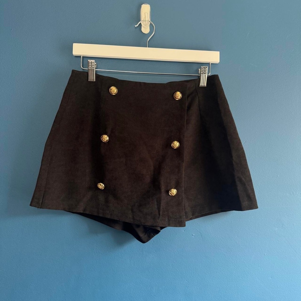 Hyfve Black Corduroy Skort Women's Size Medium High Rise Nautical Buttons Preppy